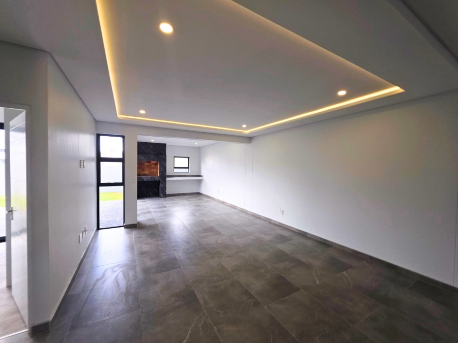 4 Bedroom Property for Sale in Sandown Western Cape